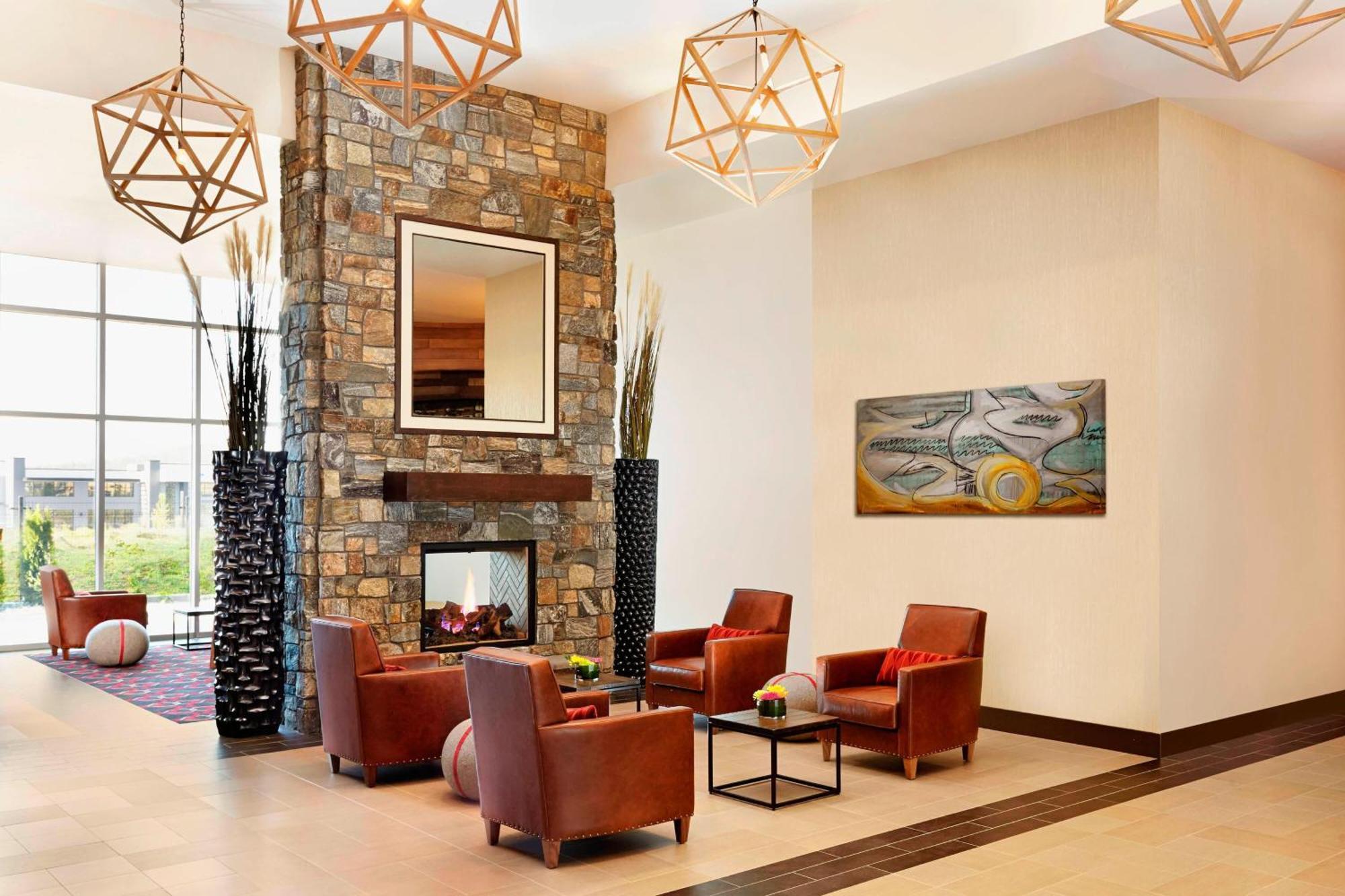 Four Points By Sheraton Kelowna Airport Buitenkant foto